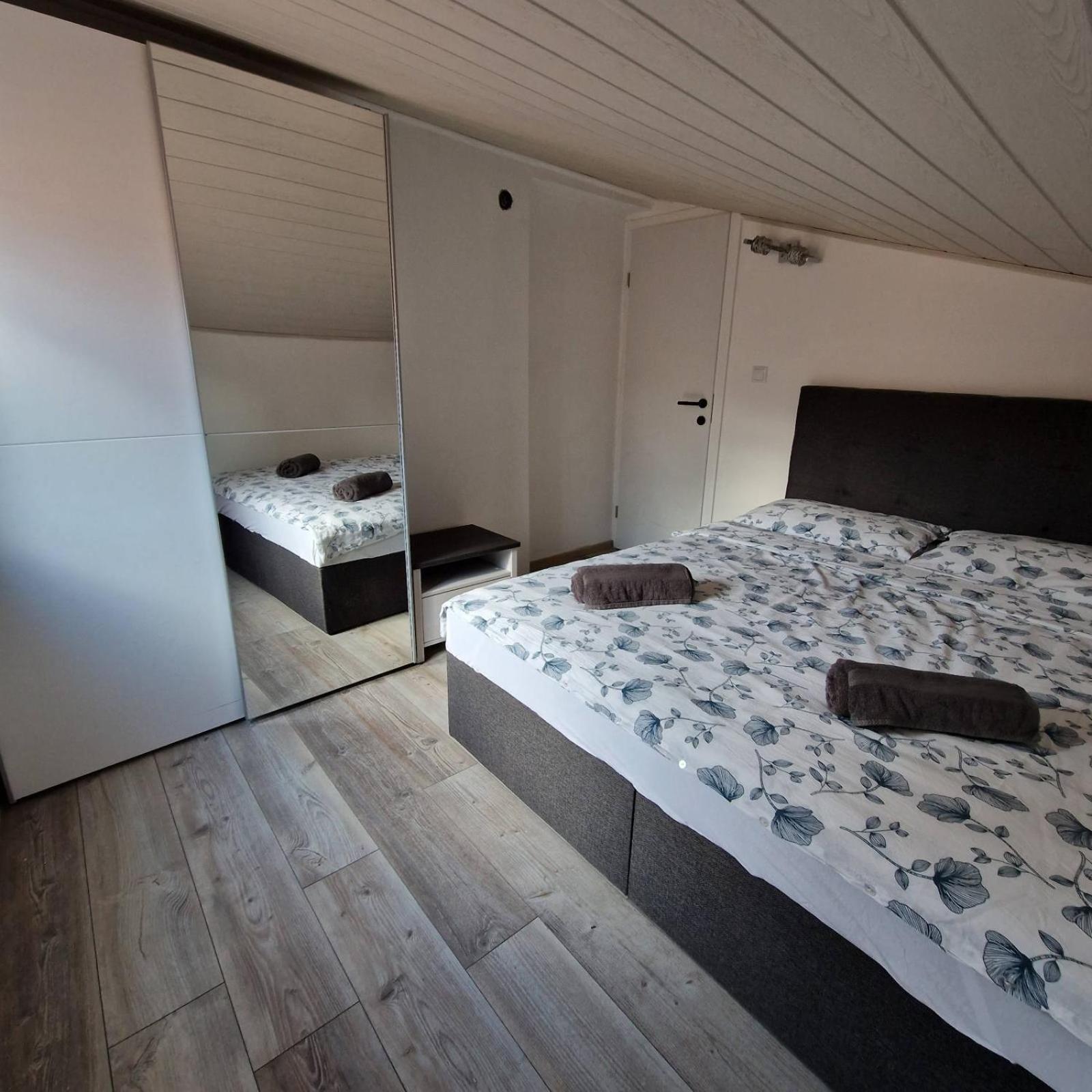 Knezevic Apartments Crikvenica Exterior foto